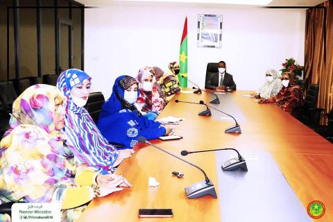 جانب من اجتماع الوزير الأول مع نساء الحزب الحاكم