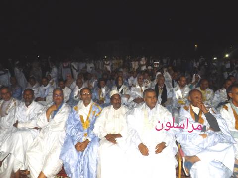 وجهاء و أطر و كوادر الحزب الحاكم و هم ينصتون للموسيقى