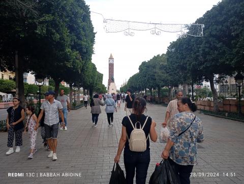 ساحة لحبيب بورقيبة مكان النزهة المفضل و أكثر مناطق مدينة تونس زيارة