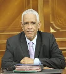 الوزير السابق الأستاذ ابراهيم ولد داداه