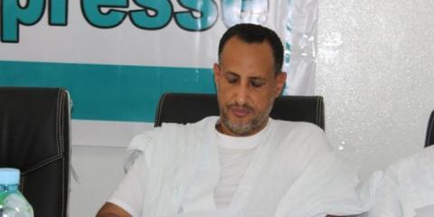 السناتور محمد ولد غده ألقت قوة من الشرطة القبض ععليه بعد عودته من روصو