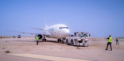 "آفروبورت" تعلن نجاح سحب الطائرة انحرفت عن مدرج مطار نواكشوط