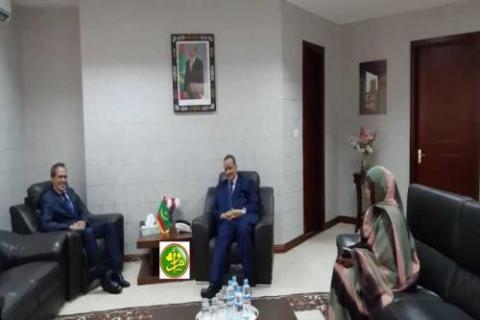 لقاء وزير الخارجية بالسفير المغربي
