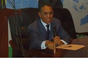 الأستاذ الدكتور إزيدبيه ولد محمدمحمود أستاذ بجامعة نواكشوط العصرية