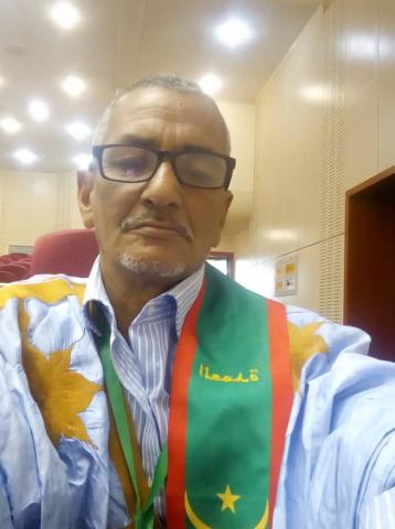 عمدة العين الصفرة إدومُ ولد العالم
