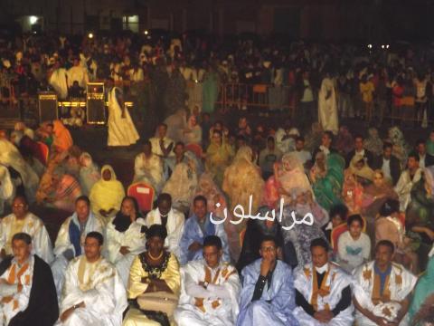 اكتظت الساحة التي سبق و أن احتضنت حفل تخليد ذكرى الإستقلال 2015