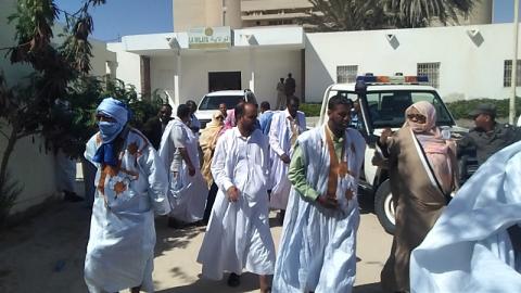 مستشارو تواصل لحظة تهديدهم بالانسحاب